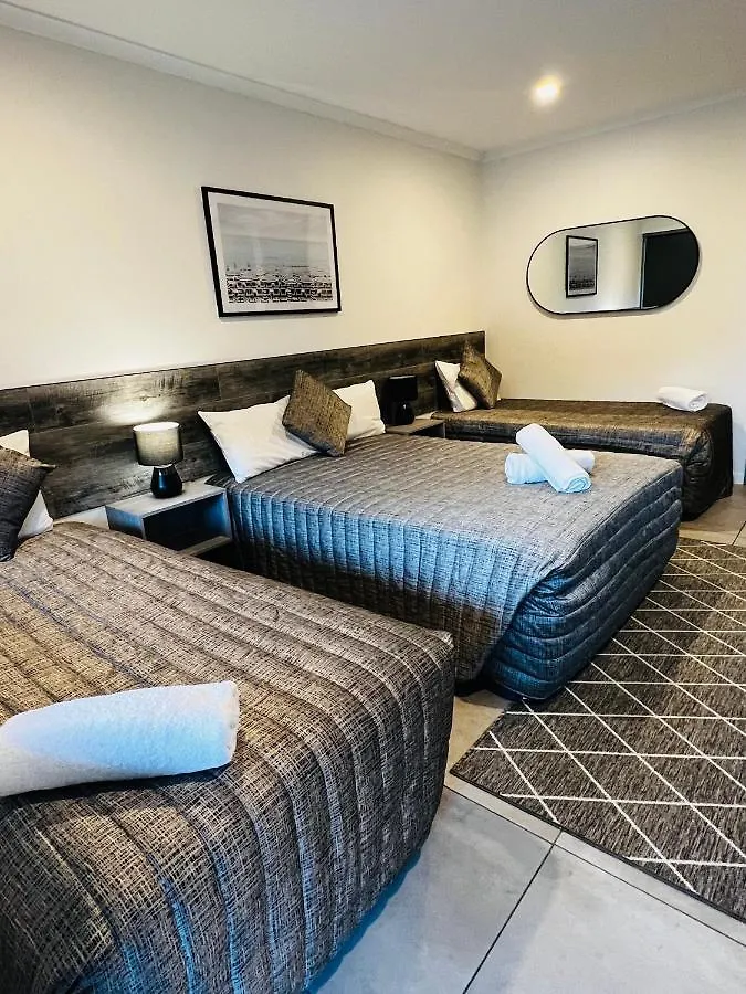 Y Motels Gympie
