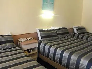 Y Motels Gympie
